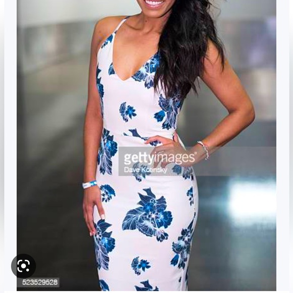 H&M White Dress with Blue Flowers - Picture 1 of 7